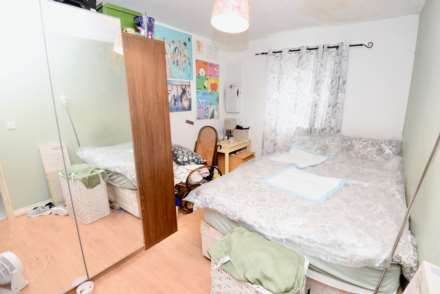 Miles Drive, London, SE28 0JA, Image 15
