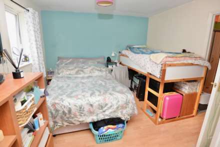 Miles Drive, London, SE28 0JA, Image 6