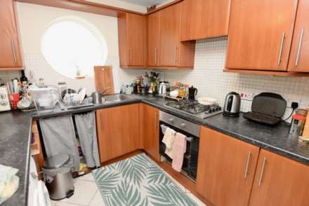 Miles Drive, London, SE28 0JA, Image 8