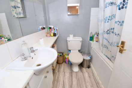 Grasshaven Way, London, SE28 8TJ, Image 11