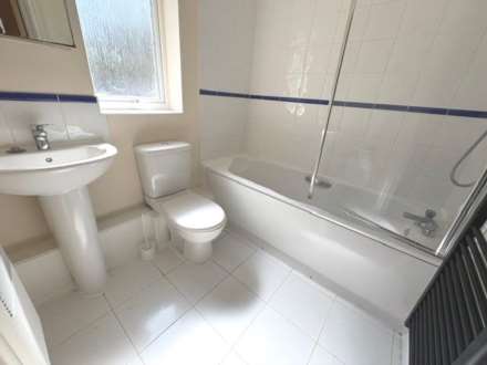 Miles Drive, London, SE28 0JA, Image 10