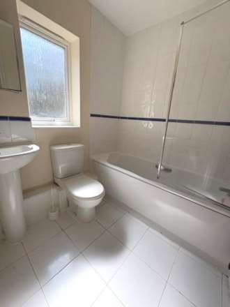 Miles Drive, London, SE28 0JA, Image 11