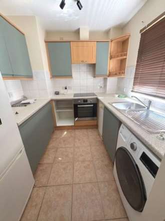 Miles Drive, London, SE28 0JA, Image 7
