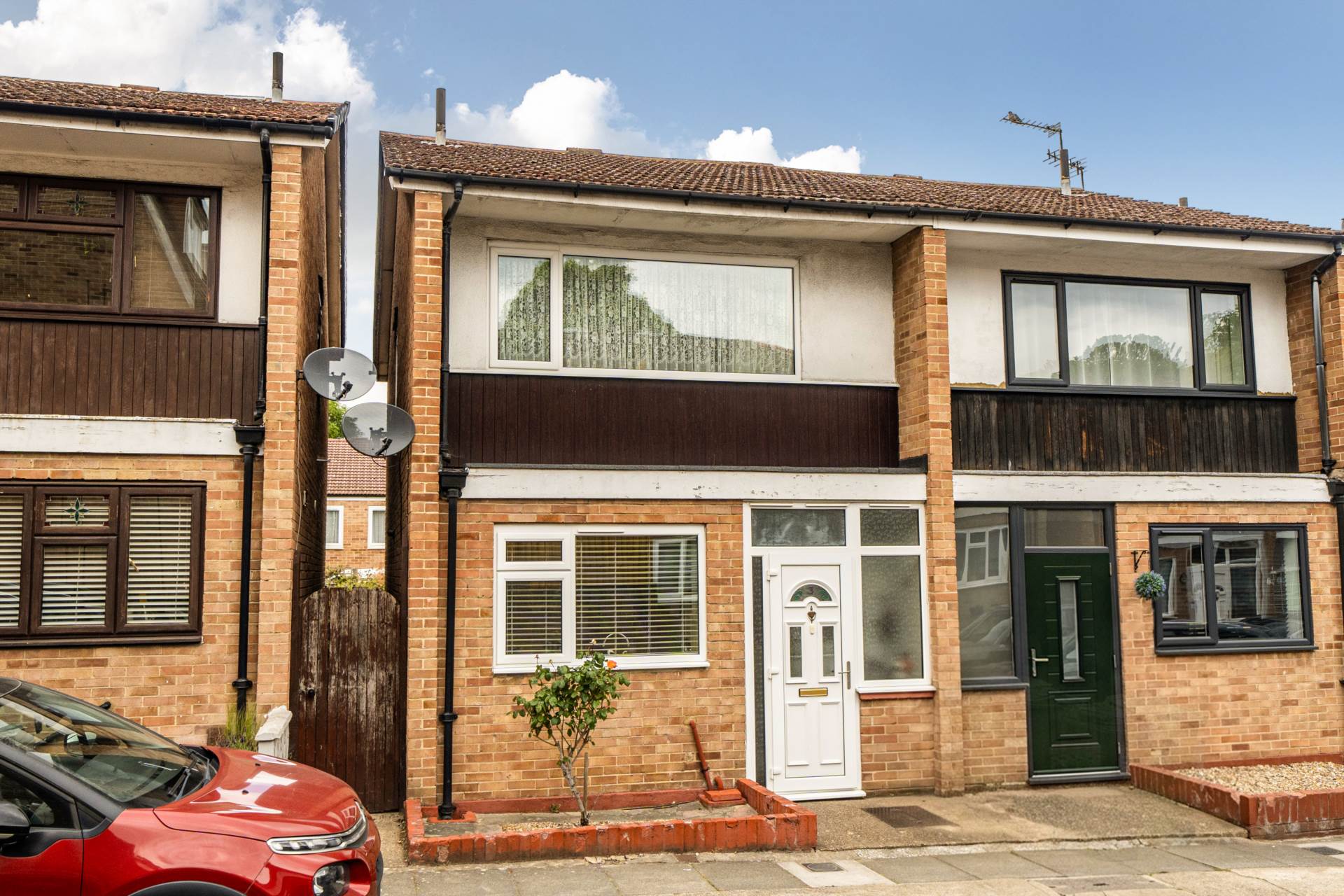 Oak Cottage Close, Catford, SE6 1JT, Image 1