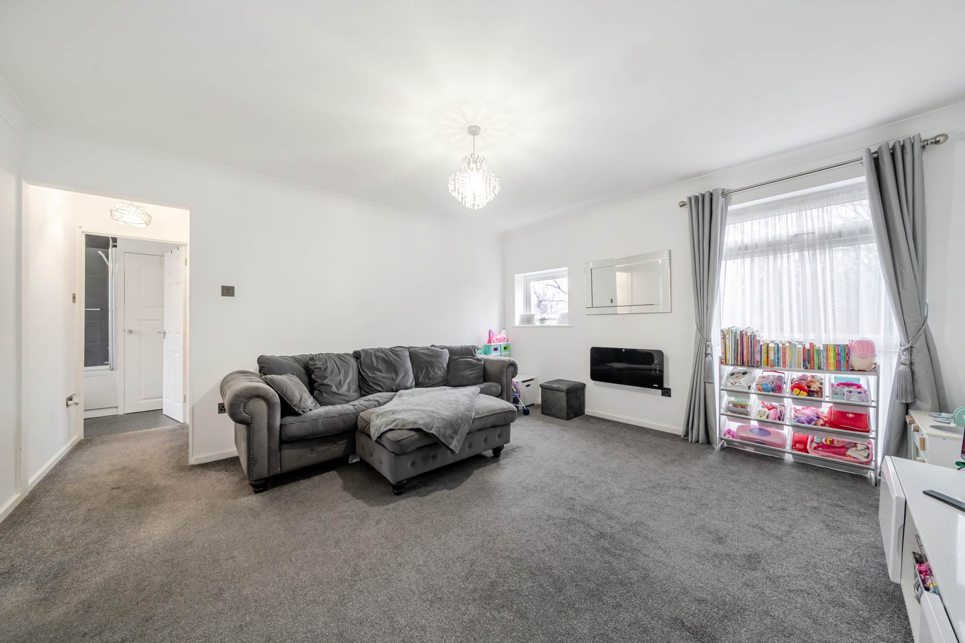 Kempton Close, Erith, DA8 3SR, Image 4