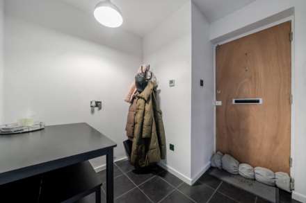Kempton Close, Erith, DA8 3SR, Image 2