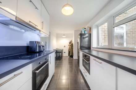 Kempton Close, Erith, DA8 3SR, Image 5