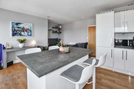 Upper Wickham Lane, Welling, DA16 3AB, Image 6
