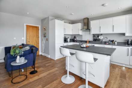 Upper Wickham Lane, Welling, DA16 3AB, Image 8