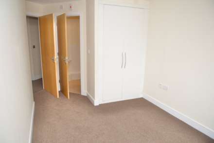 Pettacre Close, Thamesmead West, SE28 0PA, Image 10