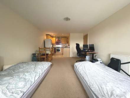 Pettacre Close, Thamesmead West, SE28 0PB, Image 8