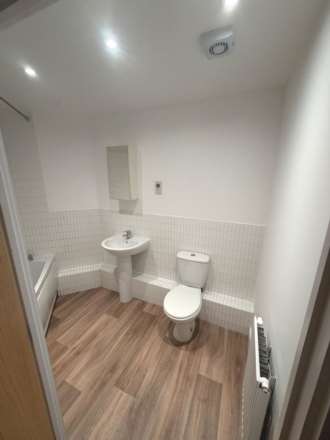 Thamesmead West, SE28 0PD, Image 10