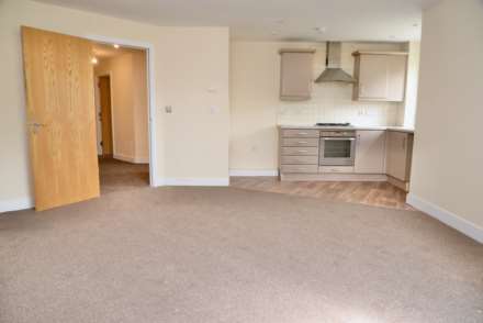 Thamesmead West, SE28 0PD, Image 6