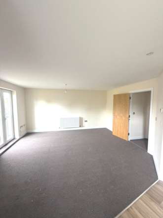 Thamesmead West, SE28 0PD, Image 9