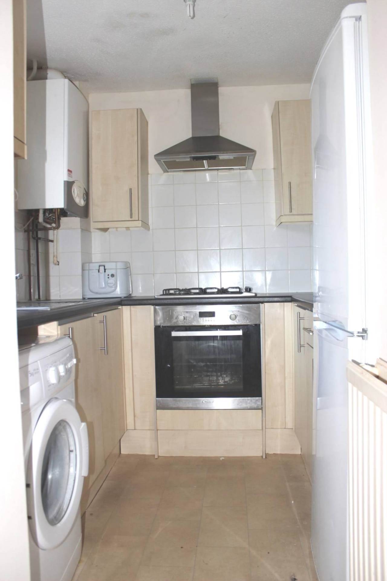 Grange Crescent, Thamesmead, SE28 8EX, Image 2