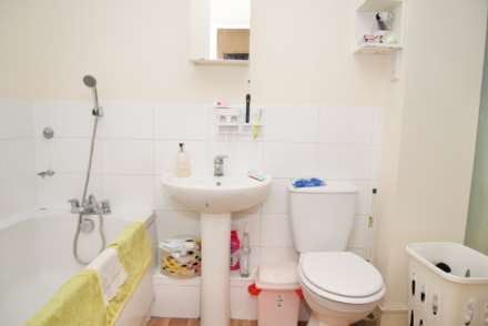 Pettacre Close, Thamesmead West, SE28 0PB, Image 9
