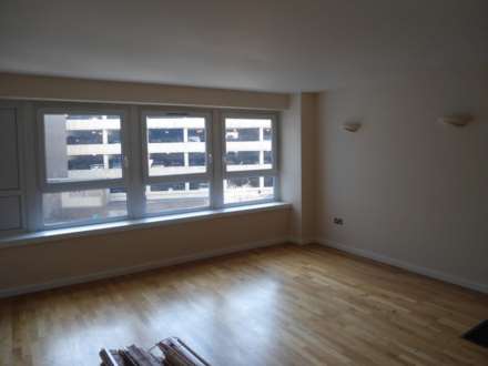 Vista Building, Woolwich, London, SE18 6JH, Image 3