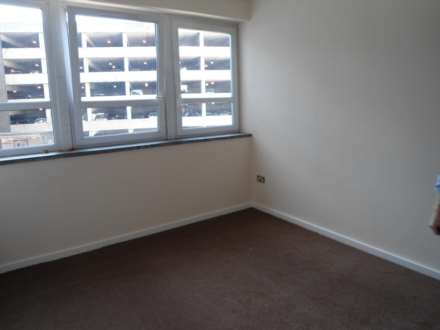 Vista Building, Woolwich, London, SE18 6JH, Image 4