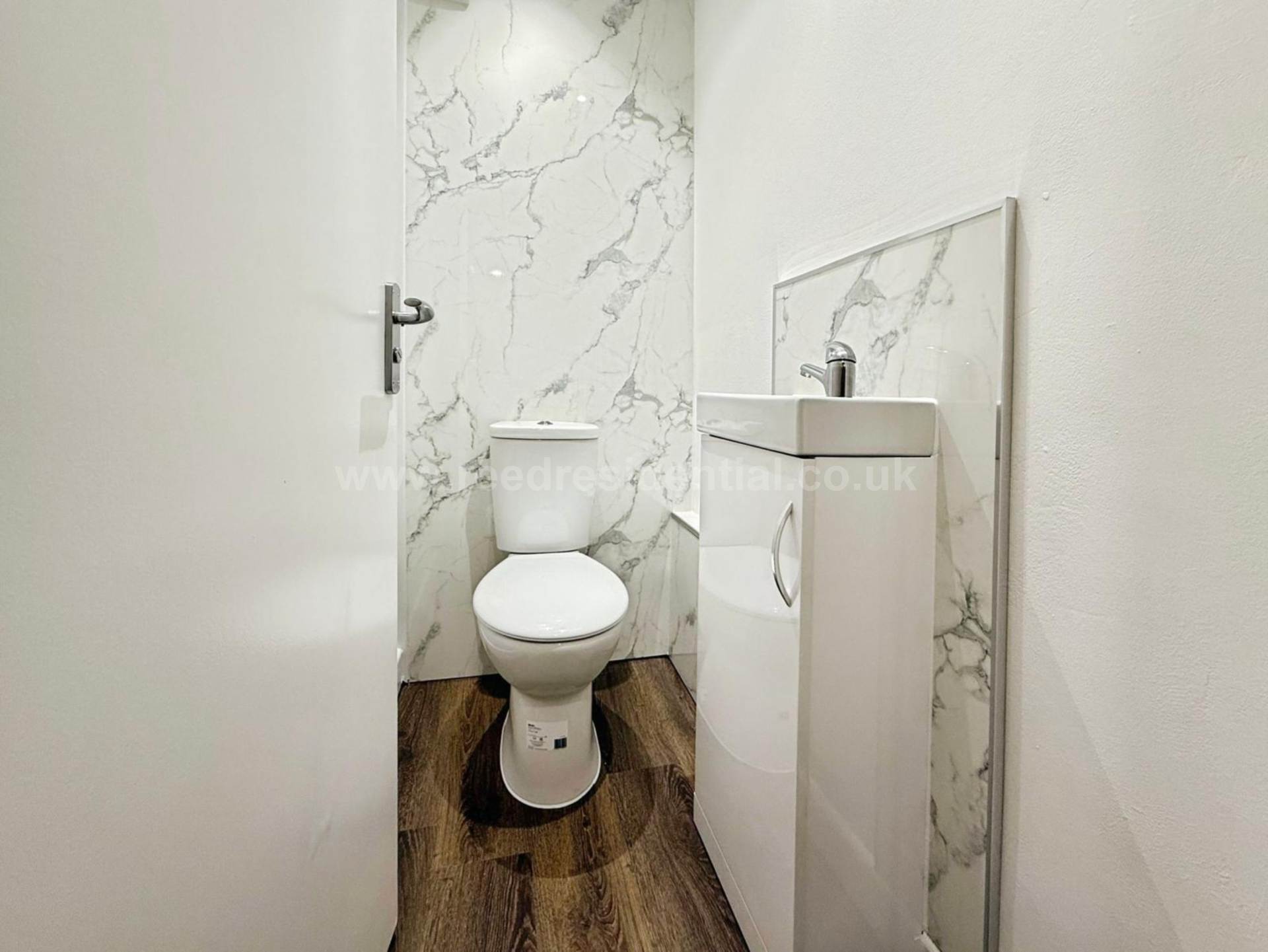 Castle Boulevard, Lenton, England, Image 17