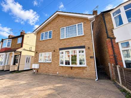 Central Avenue, Southend On Sea, SS2, Image 1