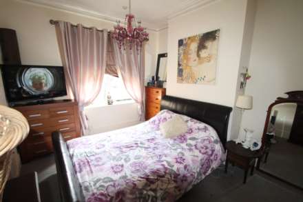 Grosvenor Road, Westcliff On Sea, Image 7