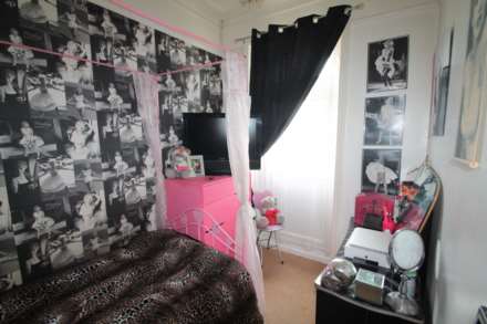 Grosvenor Road, Westcliff On Sea, Image 8