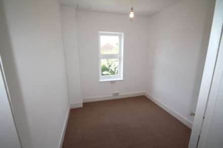 New Road, Great Wakering, Image 8