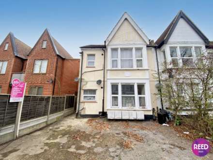 1 Bedroom Apartment, Valkyrie Road, Westcliff On Sea, Essex