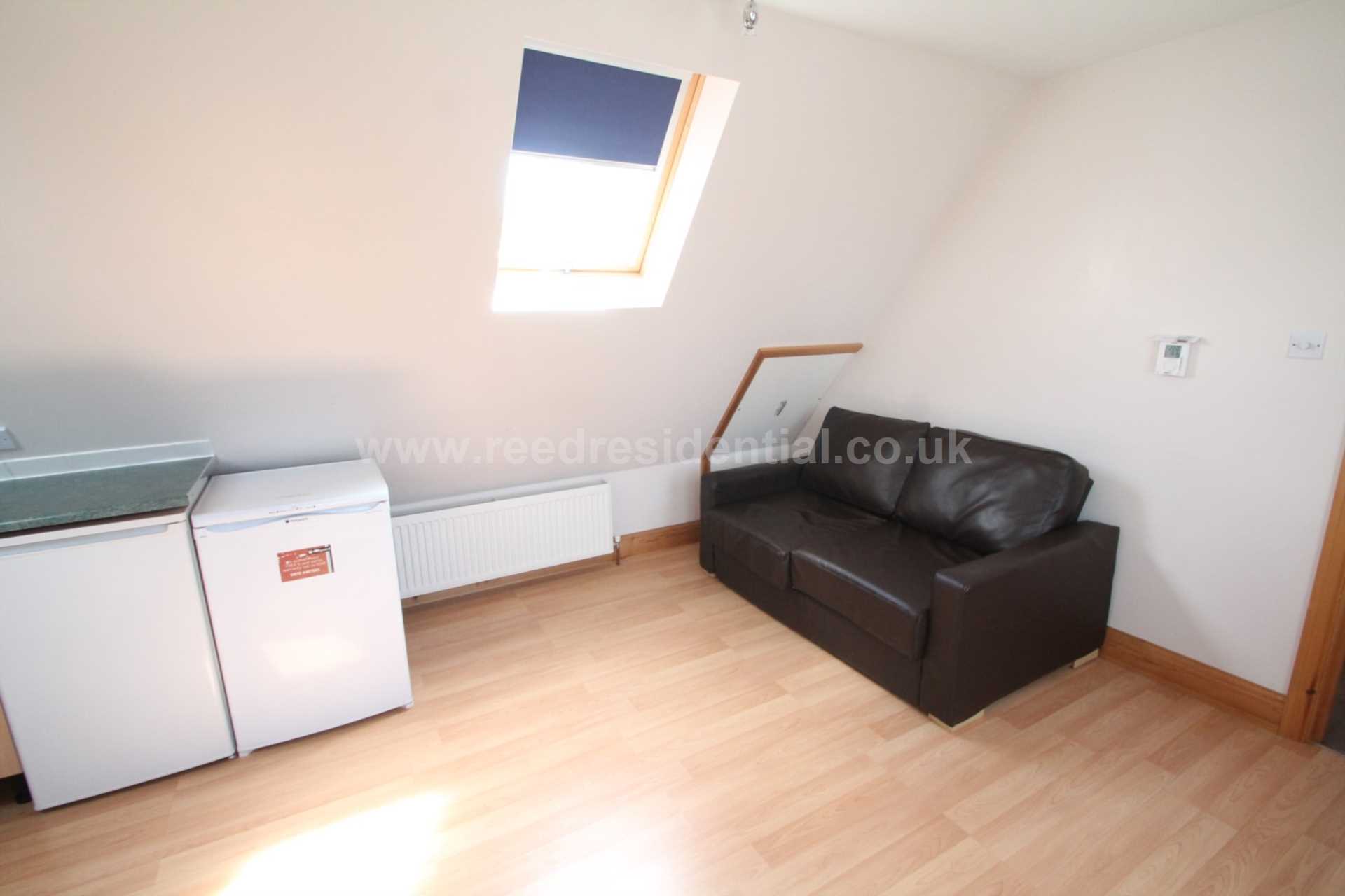 Crowborough Road, Southend On Sea, Image 6