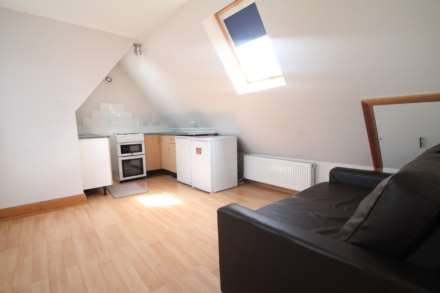 Crowborough Road, Southend On Sea, Image 3