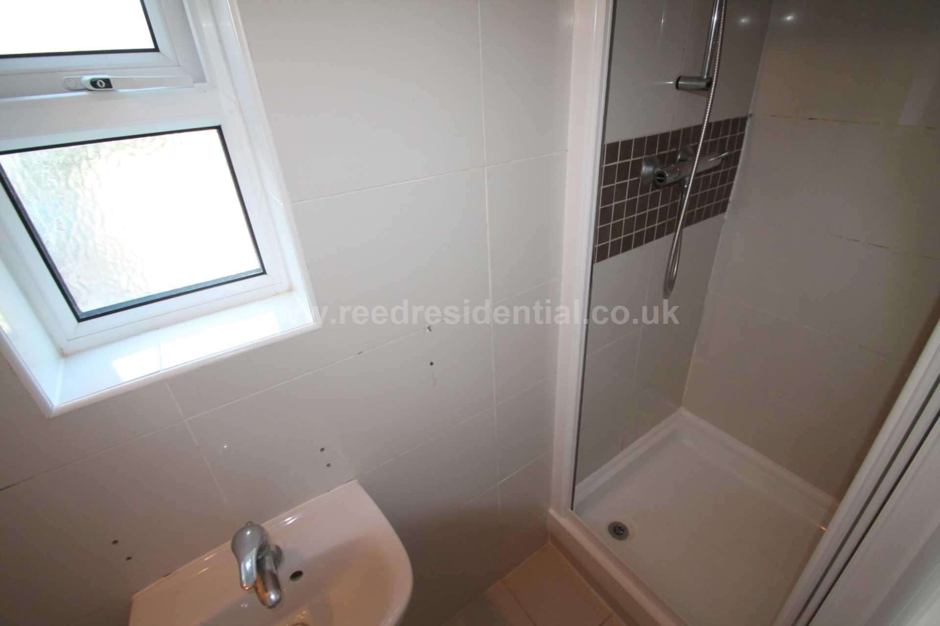 Ambleside Drive, Southend On Sea, Image 8