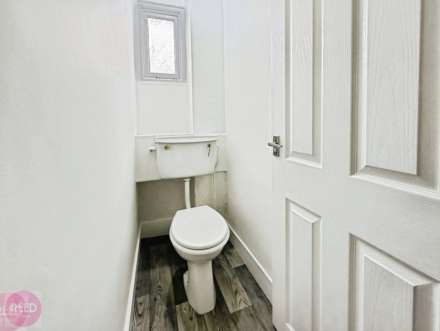 Brightwell Avenue, Westcliff On Sea, Image 8