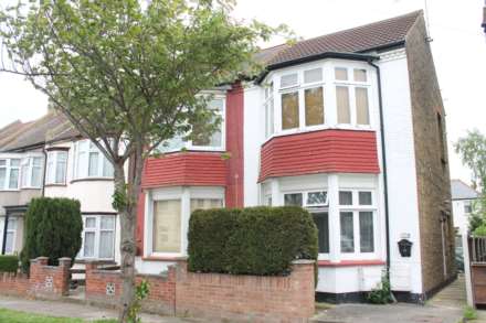 Northview Drive, Westcliff On Sea, Image 1