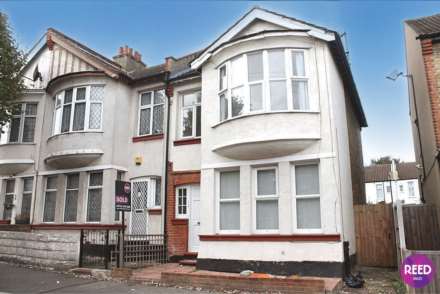 Property For Rent Hainault Avenue, Westcliff On Sea