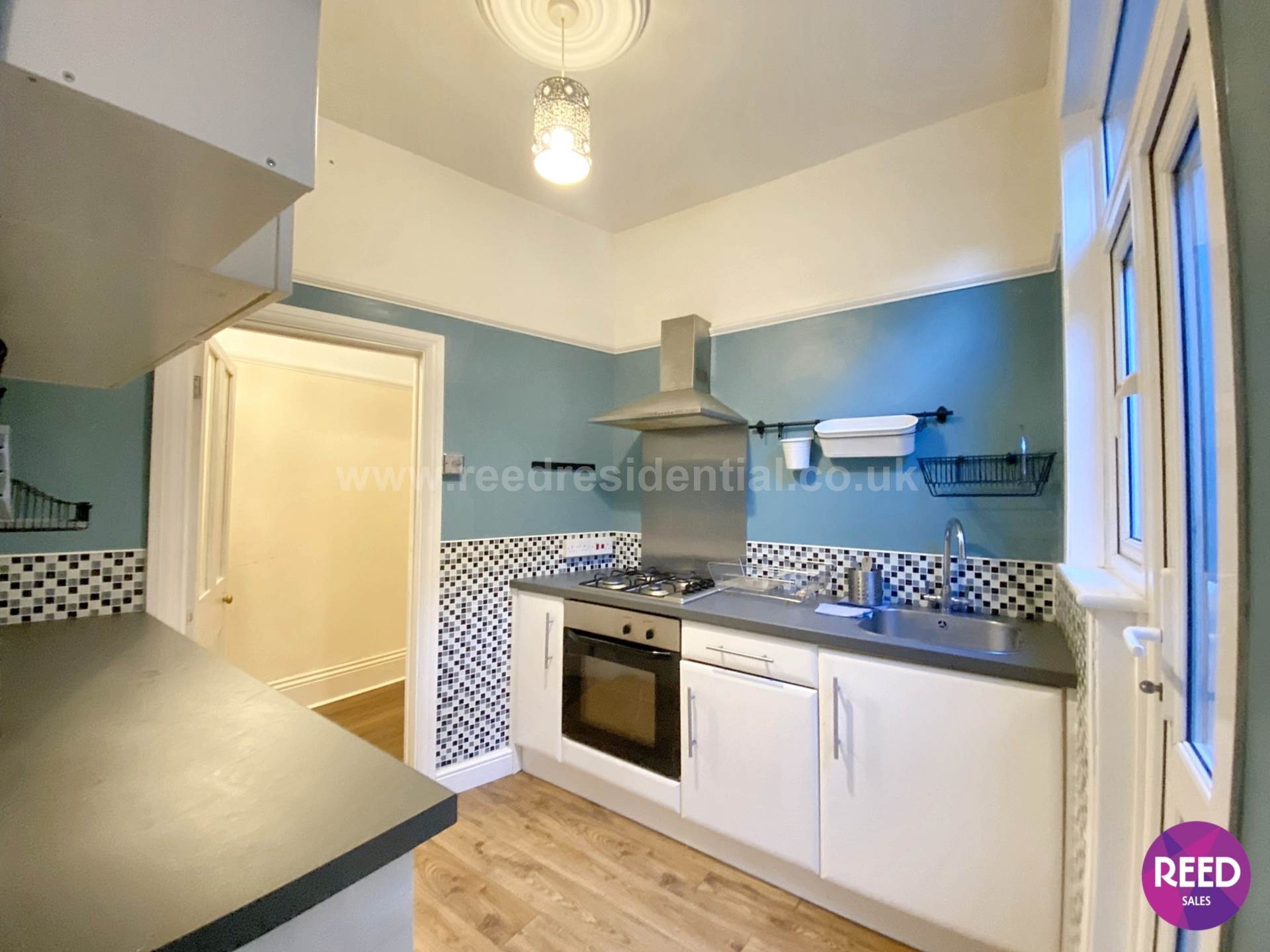 Brightwell Ave, Westcliff On Sea, Image 8