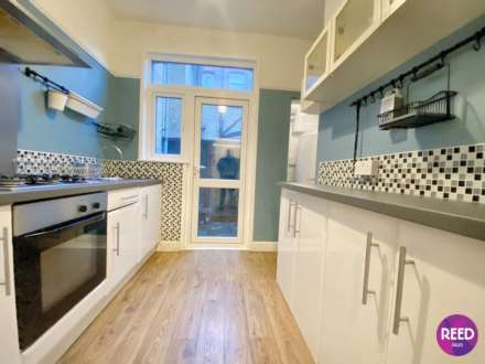 Brightwell Ave, Westcliff On Sea, Image 5