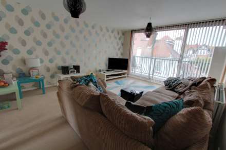 Imperial Avenue, Westcliff On Sea, Image 7