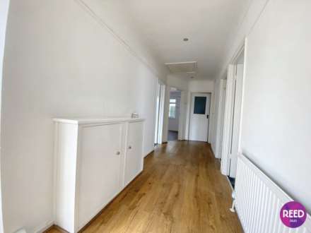 Carlingford Drive, Westcliff On Sea, Image 13