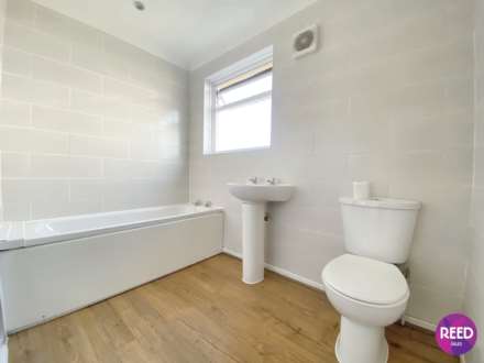 Carlingford Drive, Westcliff On Sea, Image 15
