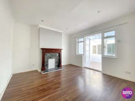 Carlingford Drive, Westcliff On Sea, Image 16