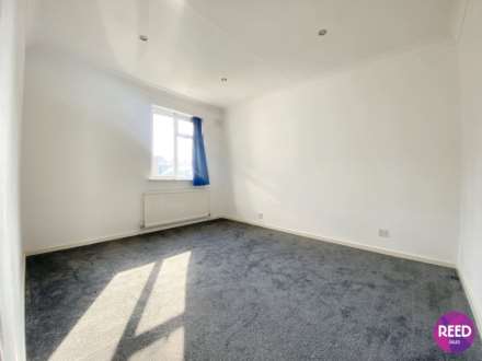 Carlingford Drive, Westcliff On Sea, Image 17