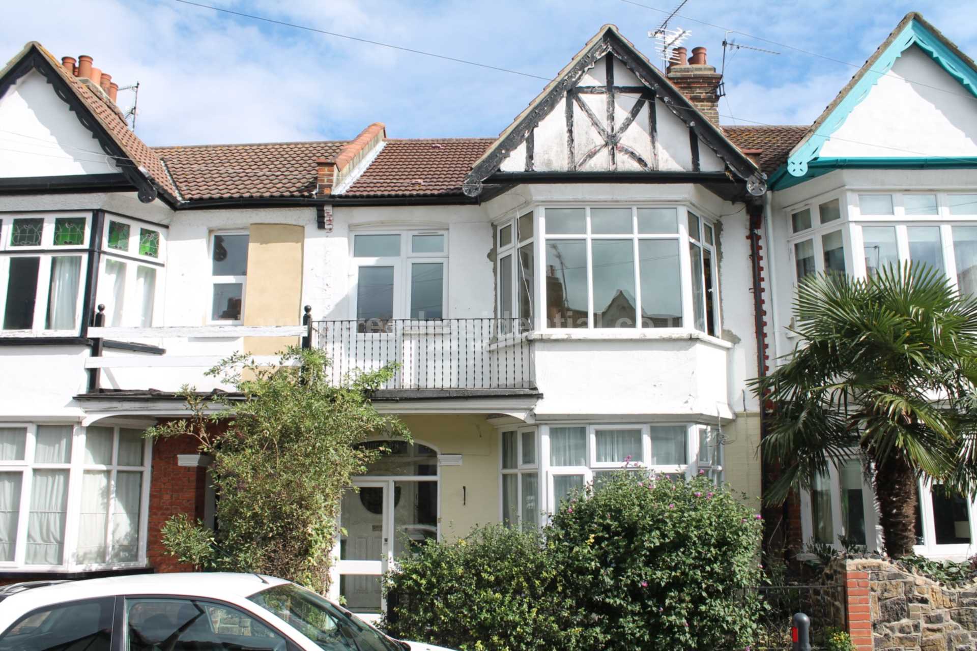 Glenwood Ave, Westcliff, Image 1