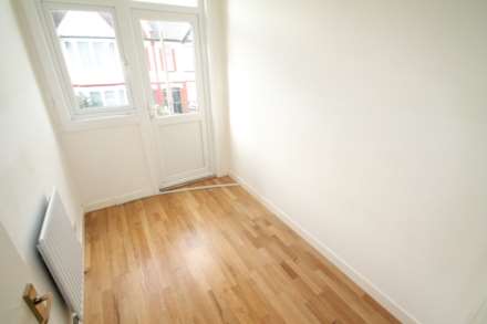 Glenwood Ave, Westcliff, Image 5