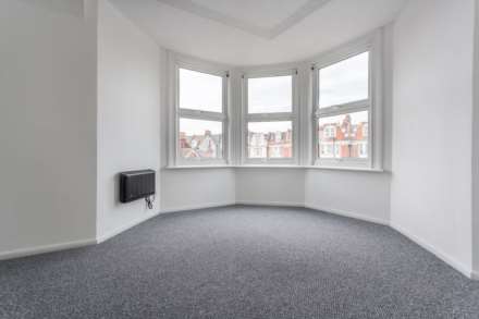 London Road, Westcliff On Sea, Image 15