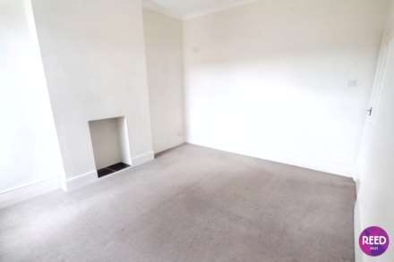 Claremont Road, Westcliff On Sea, Image 9