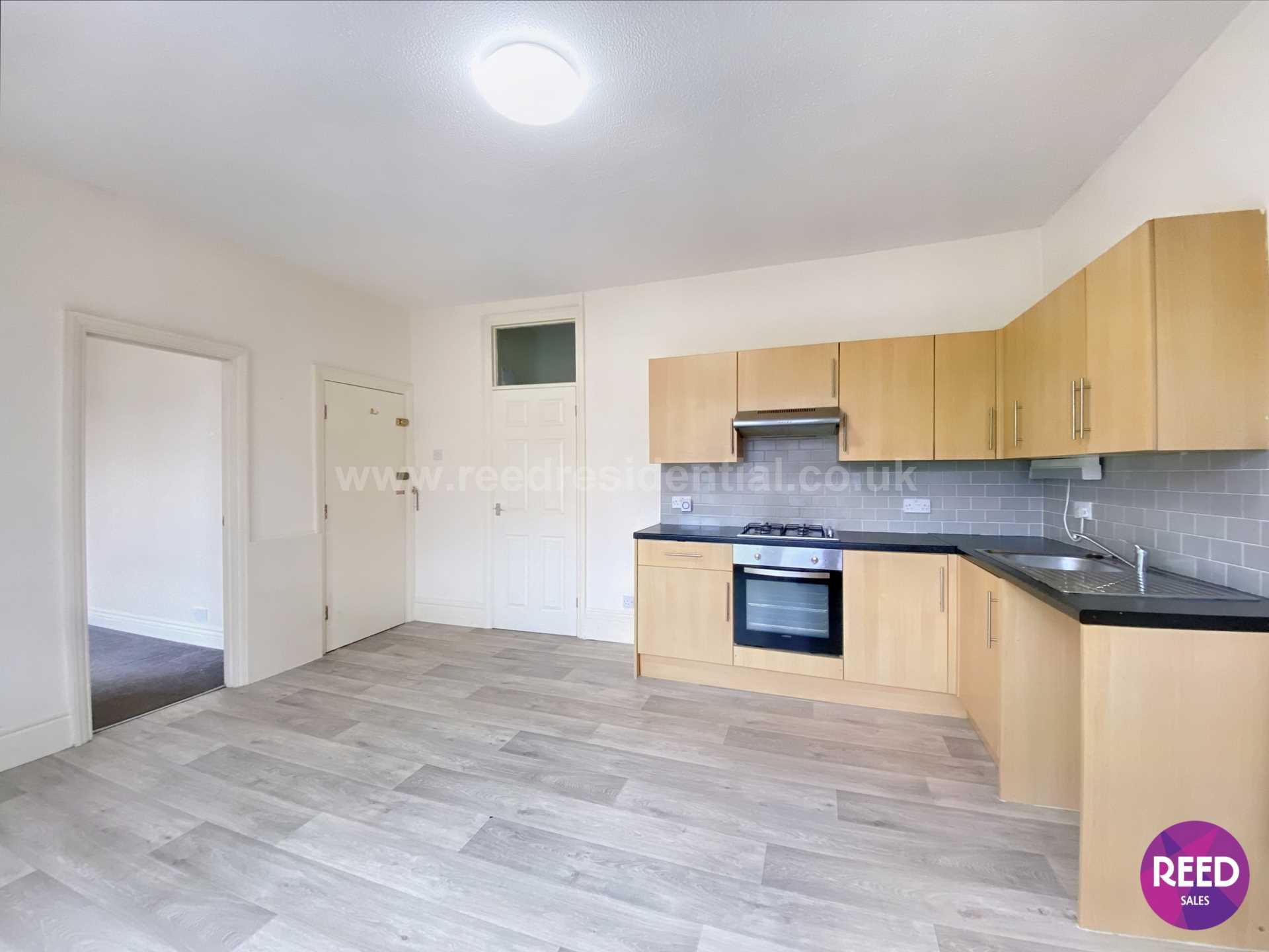 Brightwell Ave, Westcliff On Sea, Image 4