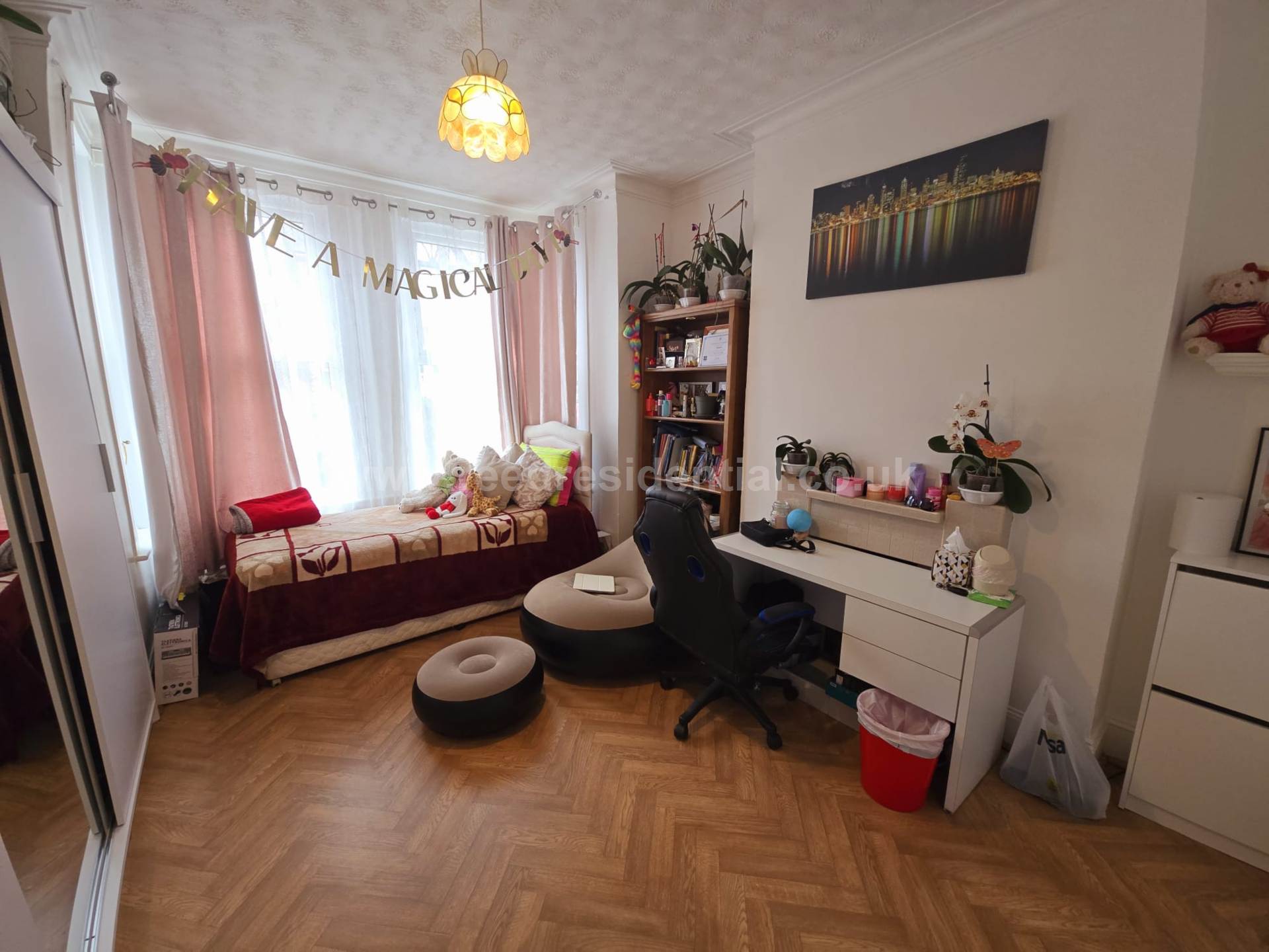 Albion Road, Westcliff On Sea, Image 5