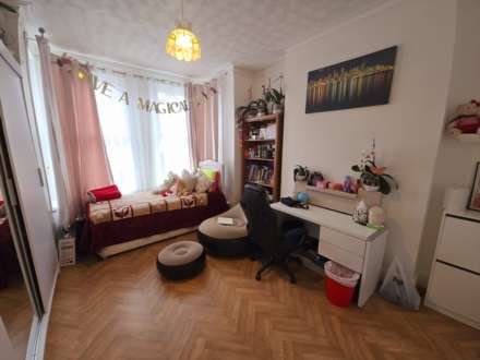 Albion Road, Westcliff On Sea, Image 5