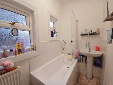 Albion Road, Westcliff On Sea, Image 7