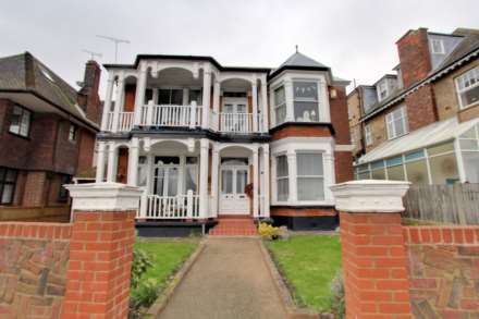 3 Bedroom Flat, Chalkwell Esplanade, Westcliff On Sea
